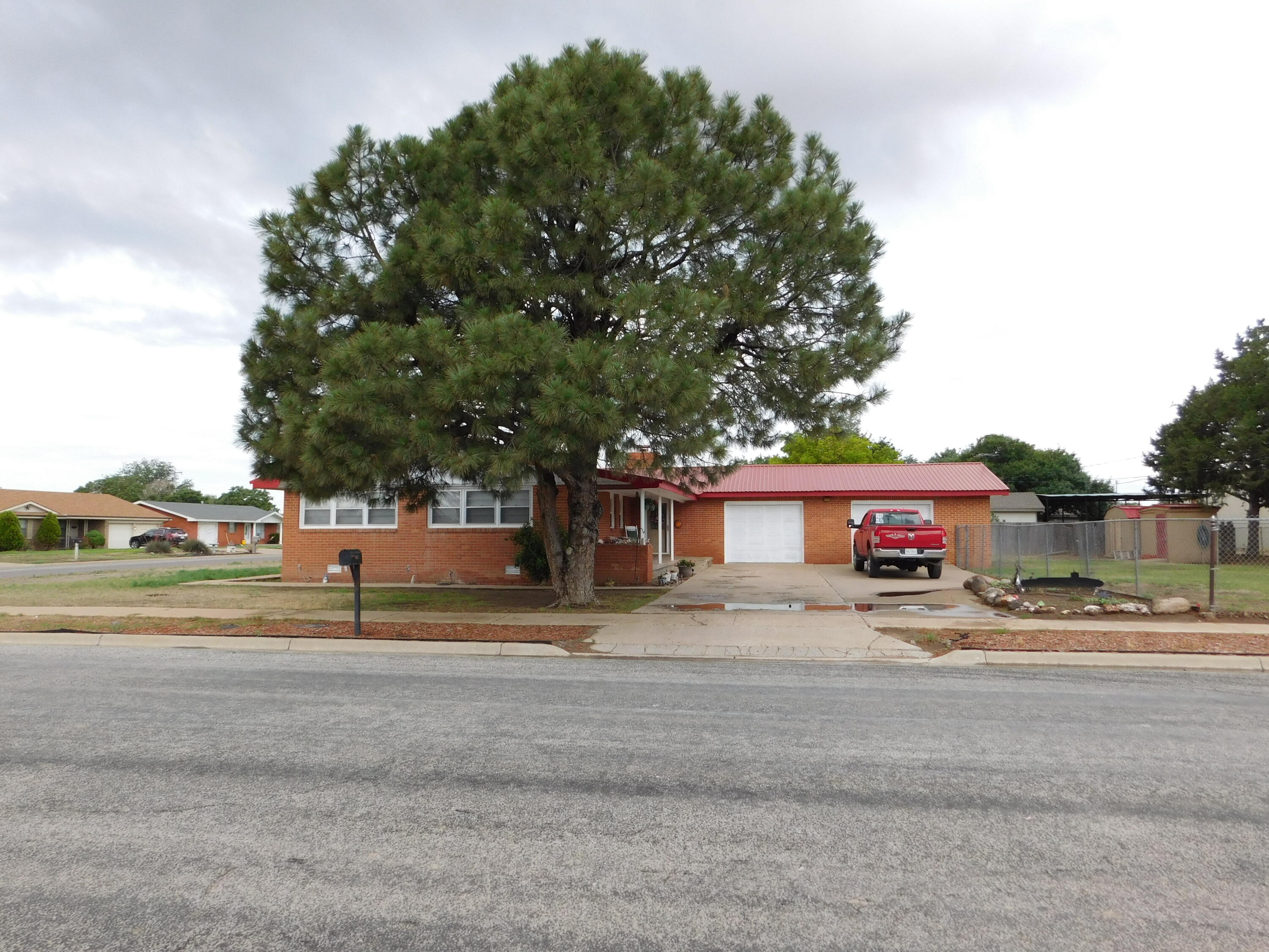 122 West 16th Street Muleshoe, TX 79347 - Photo 23 of 27