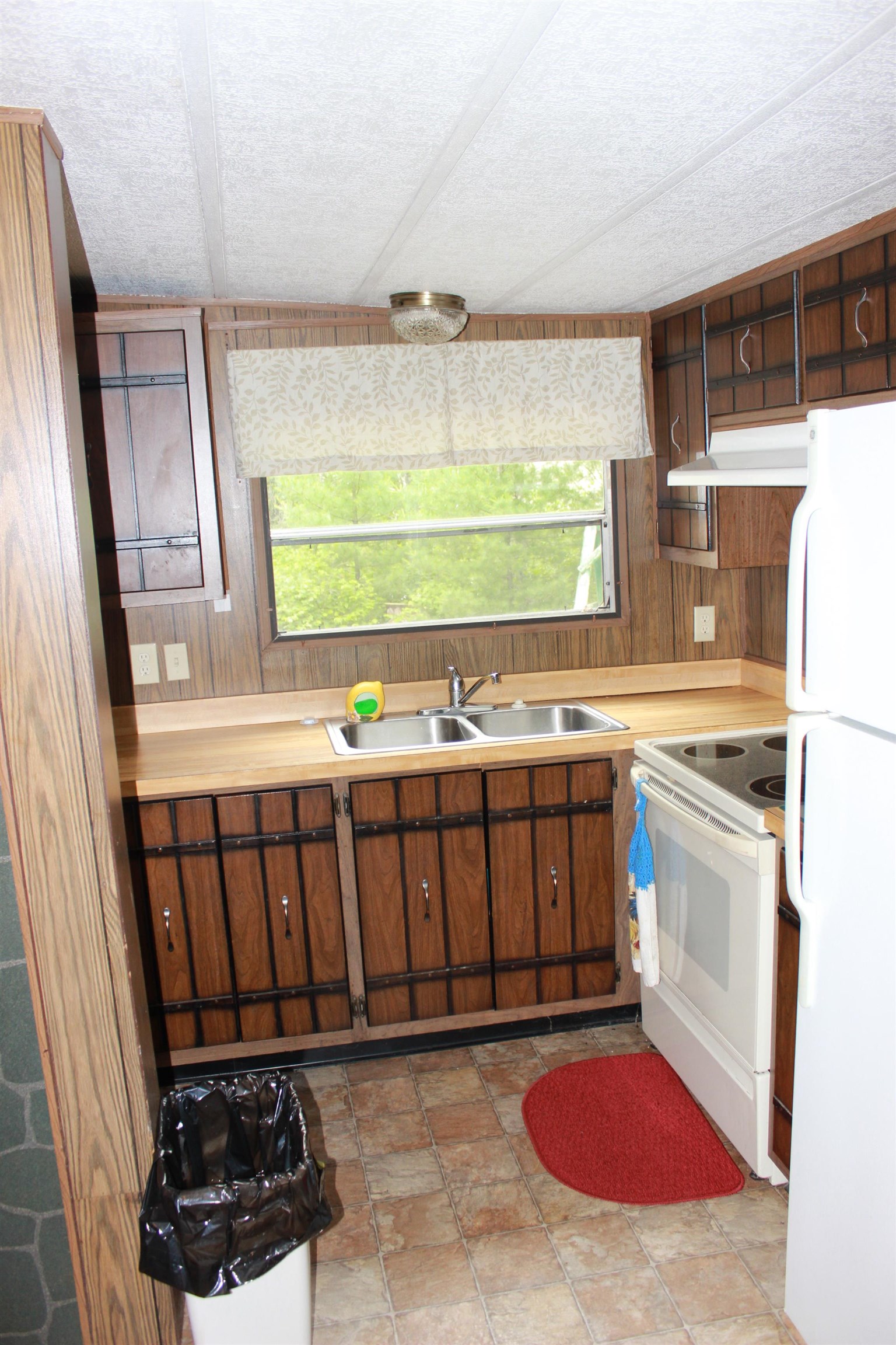 931 East Trout Valley Road Friendship, WI 53934 - Photo 9 of 35