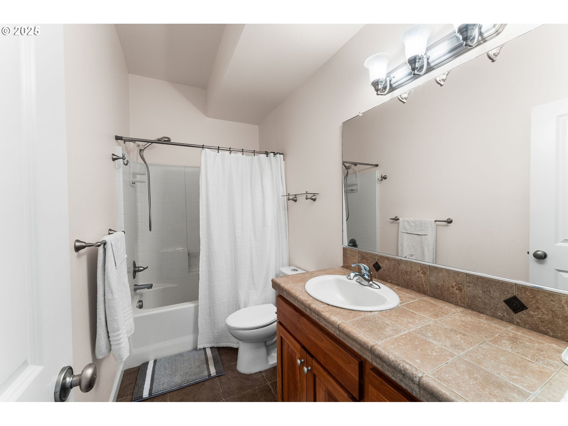 23171 Northwest Beck Road Portland, OR 97231 - Photo 23 of 34