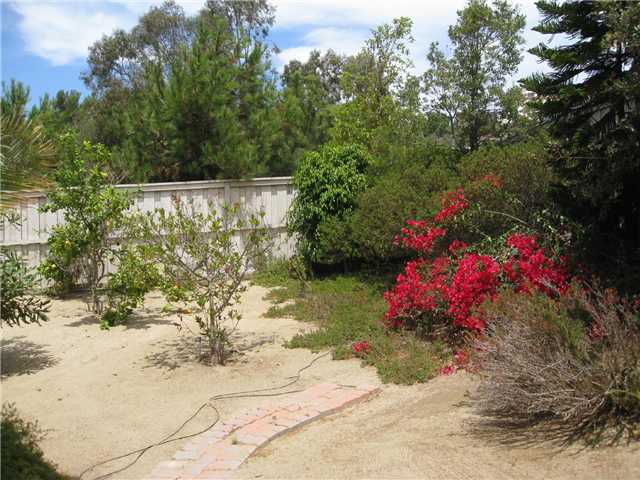 1939 Ivy Road Oceanside, CA 92054 - Photo 19 of 20
