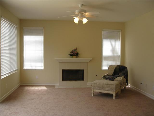 1939 Ivy Road Oceanside, CA 92054 - Photo 7 of 20