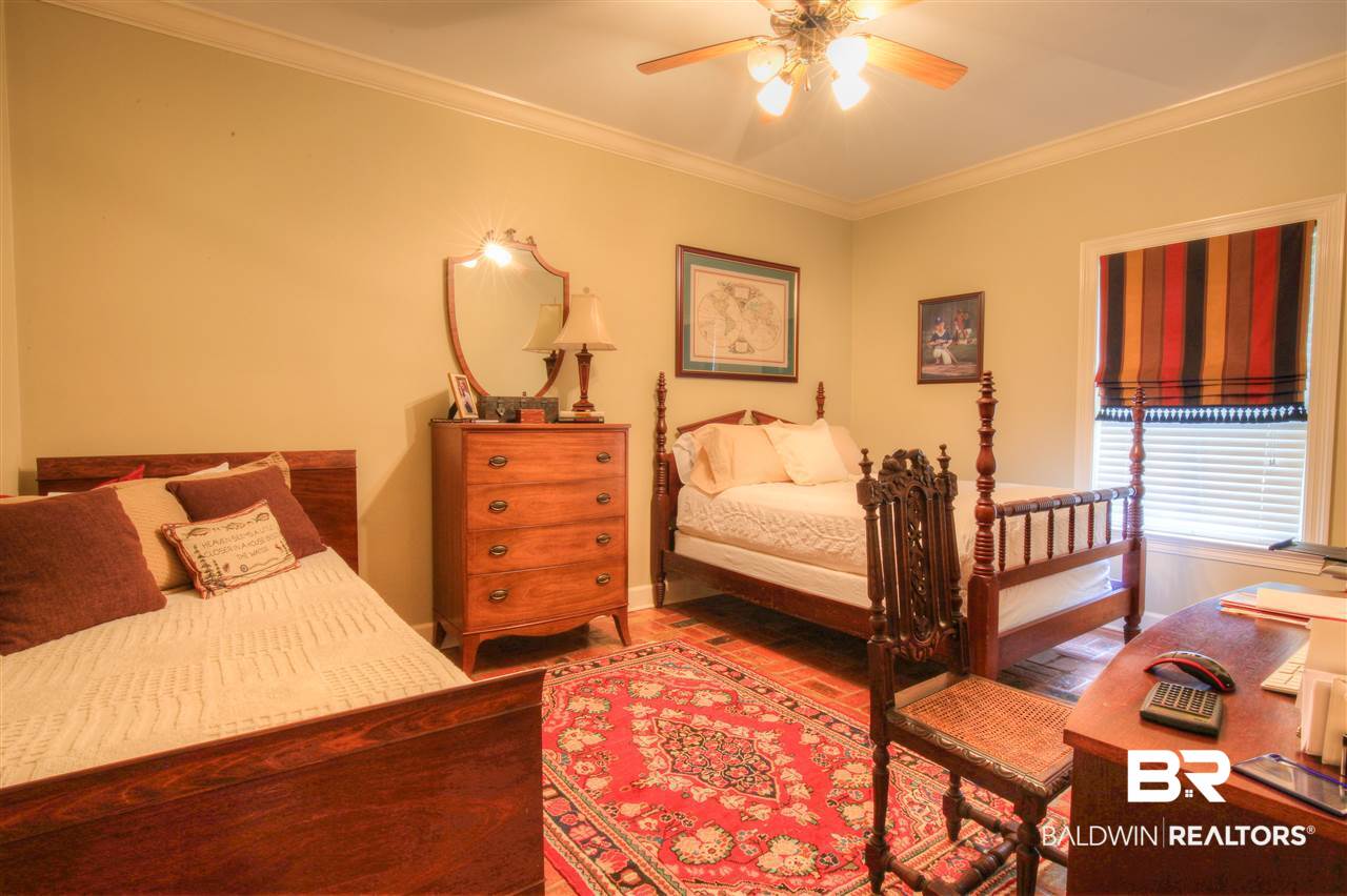 12495 A Myrtle Street Fairhope, AL 36532 - Photo 8 of 43 downstairs