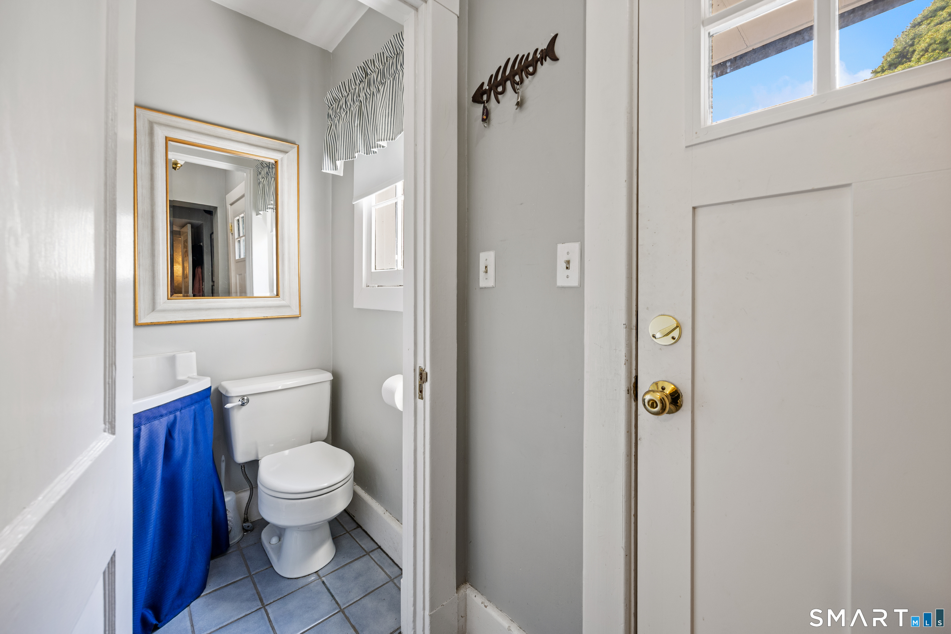 40 10 Acre Road New Britain, CT 06052 - Photo 8 of 38