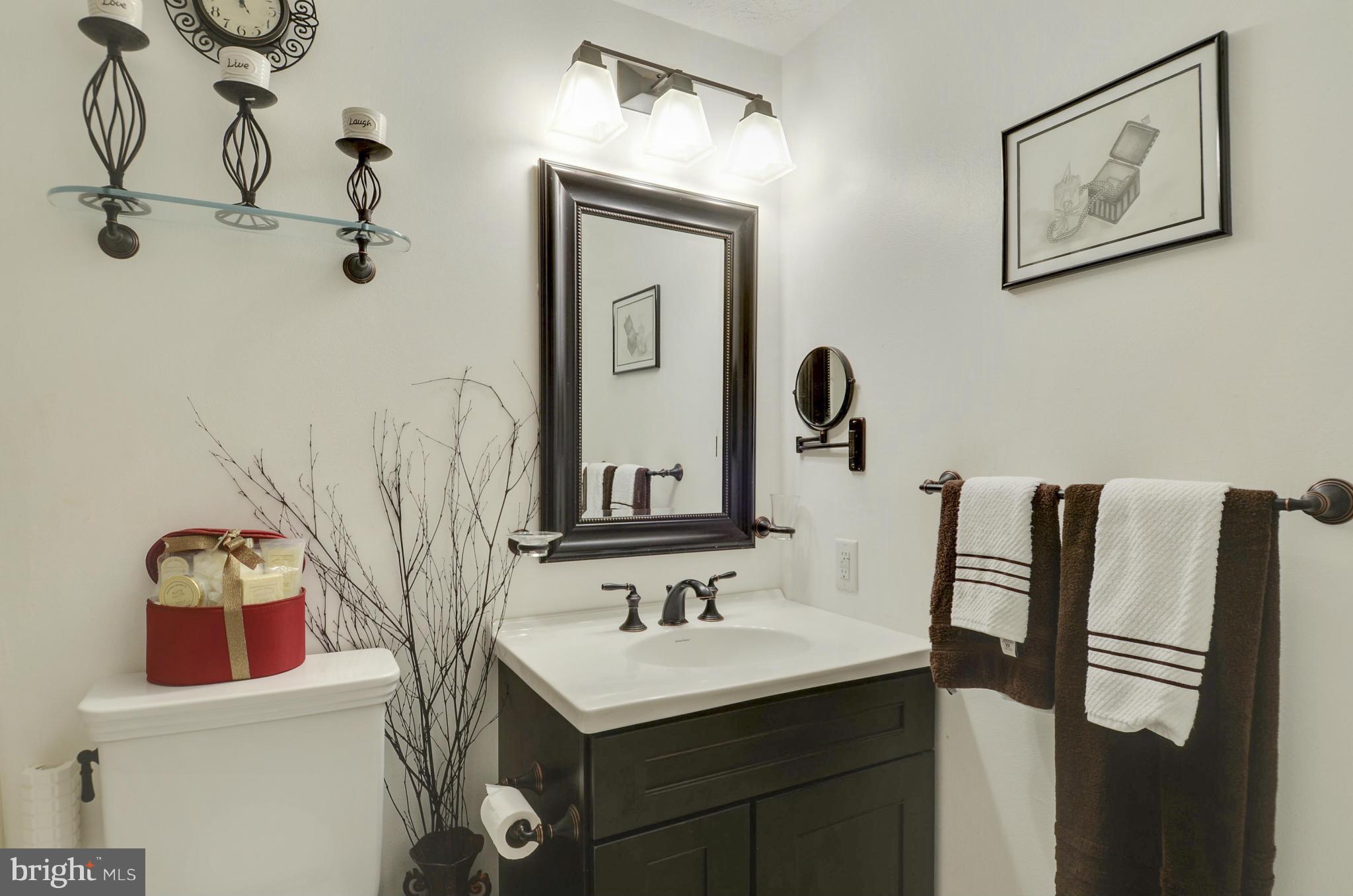 104 E Road Mount Airy, MD 21771 - Photo 16 of 30 Bath