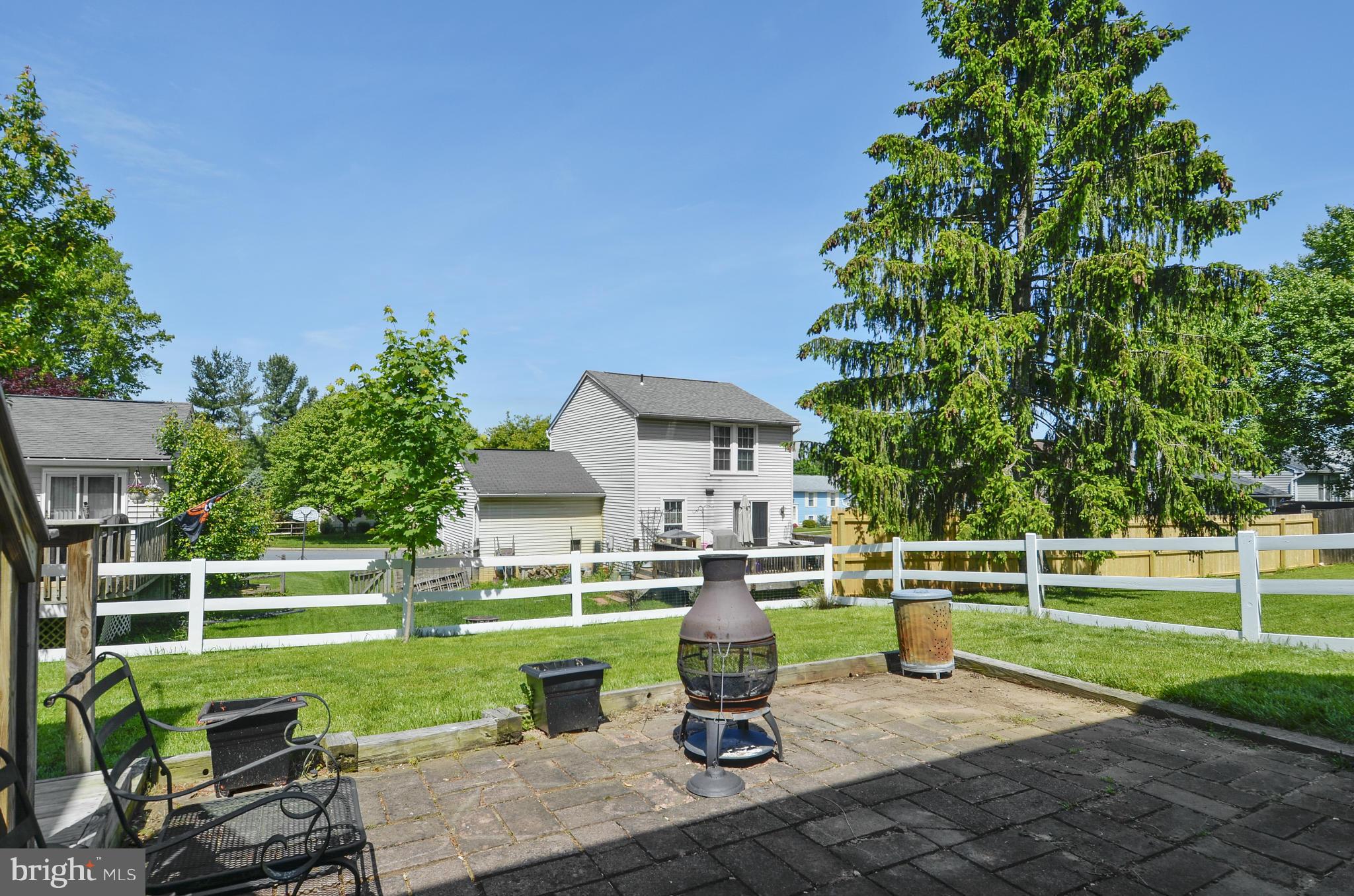 104 E Road Mount Airy, MD 21771 - Photo 26 of 30 Exterior (Rear)