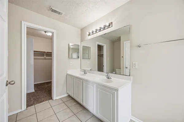 $1,725 | 14322 Mooreview Lane, Houston, TX 77014