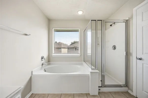 $1,725 | 14322 Mooreview Lane, Houston, TX 77014