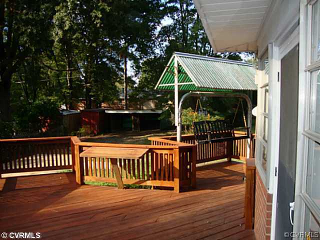 6620 Holborn Road Richmond, VA 23224 - Photo 17 of 20 Exterior Back - Fold down picnic table and covered