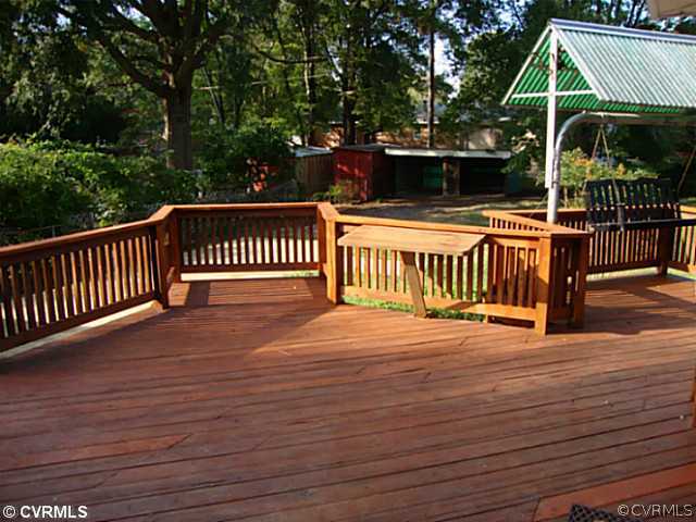 6620 Holborn Road Richmond, VA 23224 - Photo 18 of 20 Exterior Back