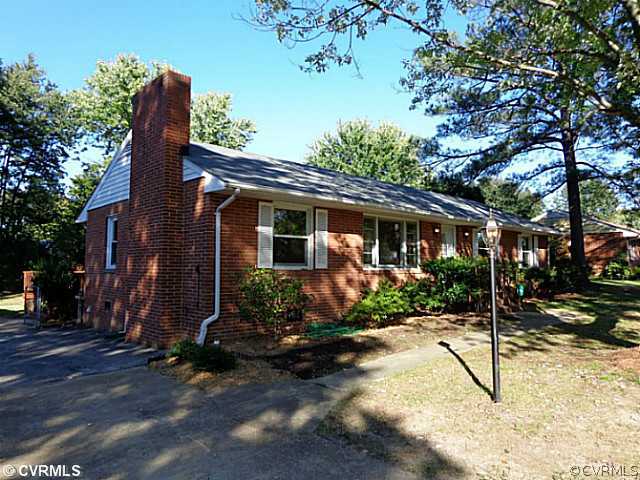6620 Holborn Road Richmond, VA 23224 - Photo 2 of 20 Exterior Front