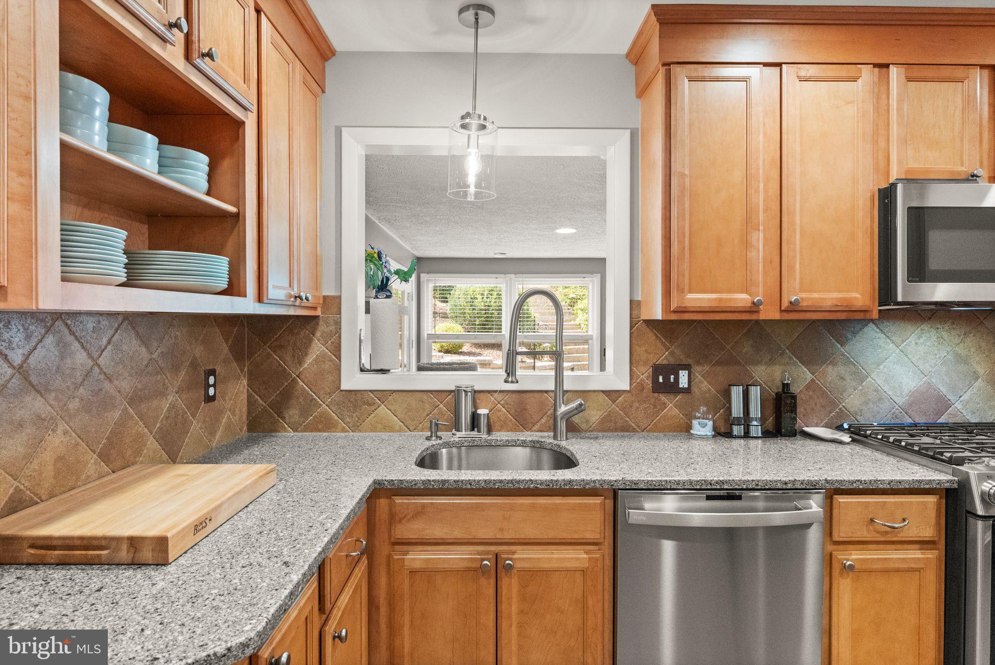 8632 Kerry Lane Springfield, VA 22152 - Photo 21 of 61 Gallery Image 21