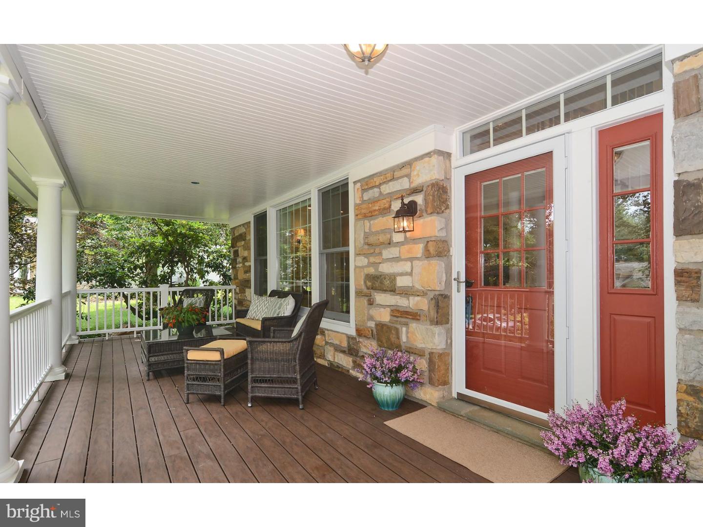 636 Knox Road Wayne, PA 19087 - Photo 2 of 25