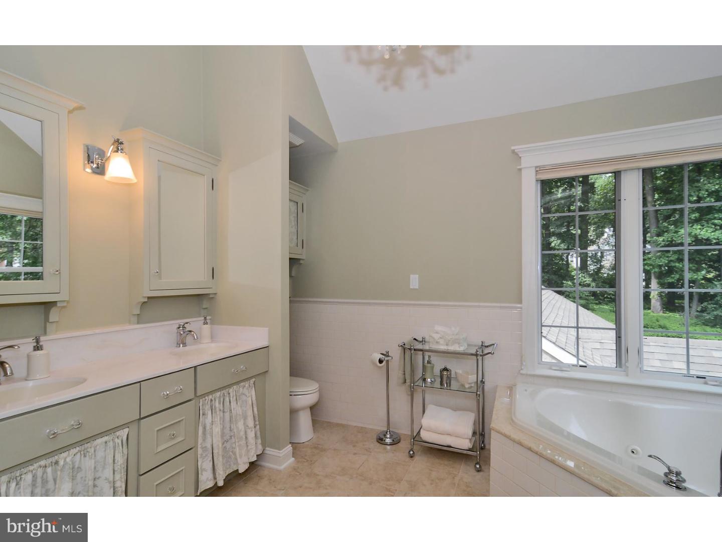 636 Knox Road Wayne, PA 19087 - Photo 15 of 25