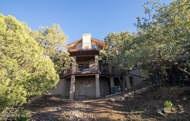 a view of a outdoor space