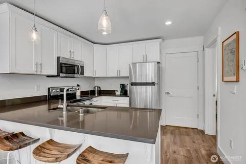 $1,995,000 | 1725 Martin Luther King Jr Way, Seattle, WA 98122