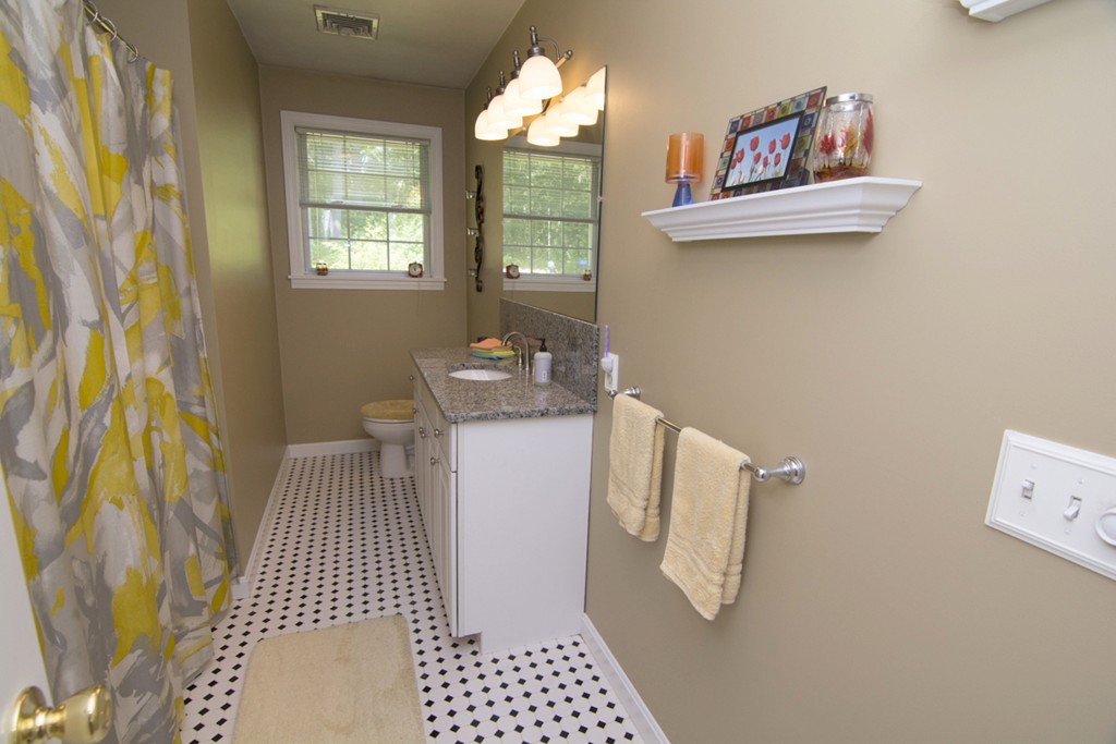 7 Town Farm Road North Brookfield, MA 01535 - Photo 12 of 25 Gallery Image 12