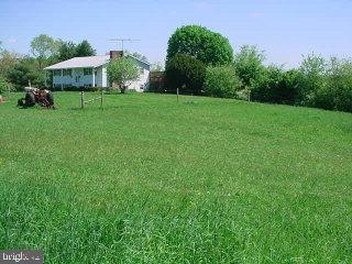 191 Honeysuckle Road Nottingham, PA 19362 - Photo 2 of 2