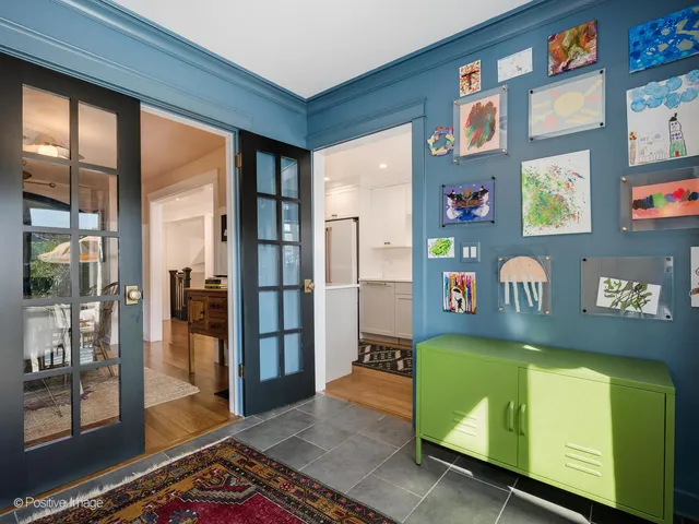 $825,000 | 4017 North Whipple Street, Chicago, IL 60618