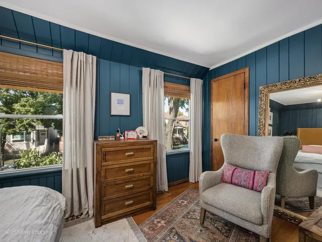 $825,000 | 4017 North Whipple Street, Chicago, IL 60618