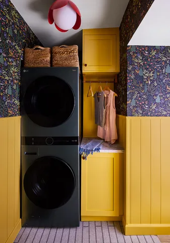 $825,000 | 4017 North Whipple Street, Chicago, IL 60618