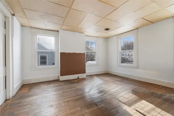 $85,000 | 100 Broad Street, Lyons, NY 14489