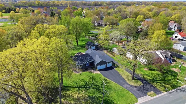 $799,900 | 5735 West Main Street, Maple Plain, MN 55359