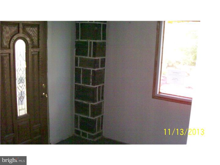 123 Copley Road Upper Darby, PA 19082 - Photo 3 of 17 Porch