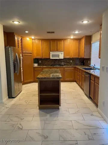 $3,000 | 612 Silver Grove Street, Las Vegas, NV 89144