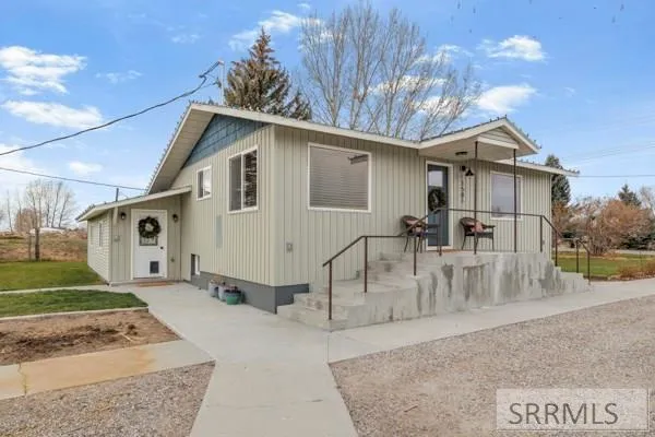 $540,000 | 1581 West 600 South, Pingree, ID 83262