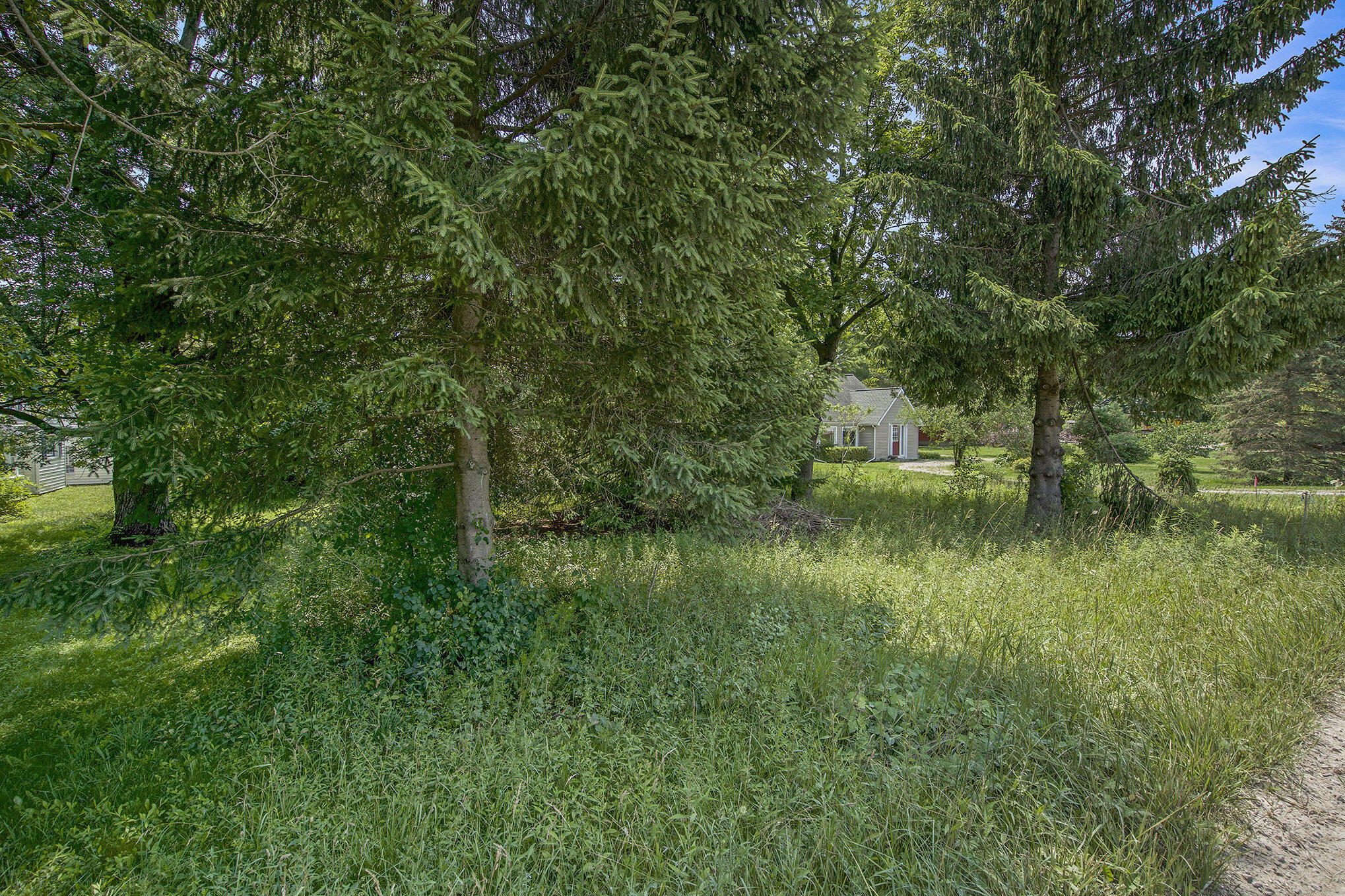 1688-1696 Warren Road Ann Arbor, MI 48105 - Photo 5 of 20 012_dsc05027