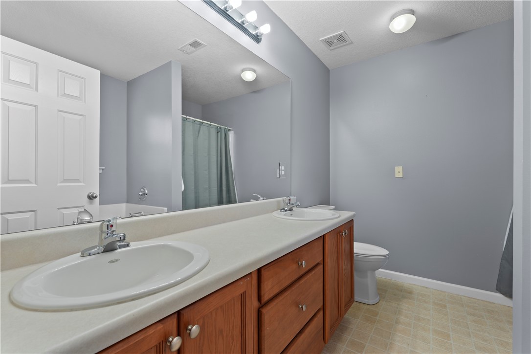 103 Baltic Avenue Anderson, SC 29621 - Photo 8 of 17 MASTER BATHROOM