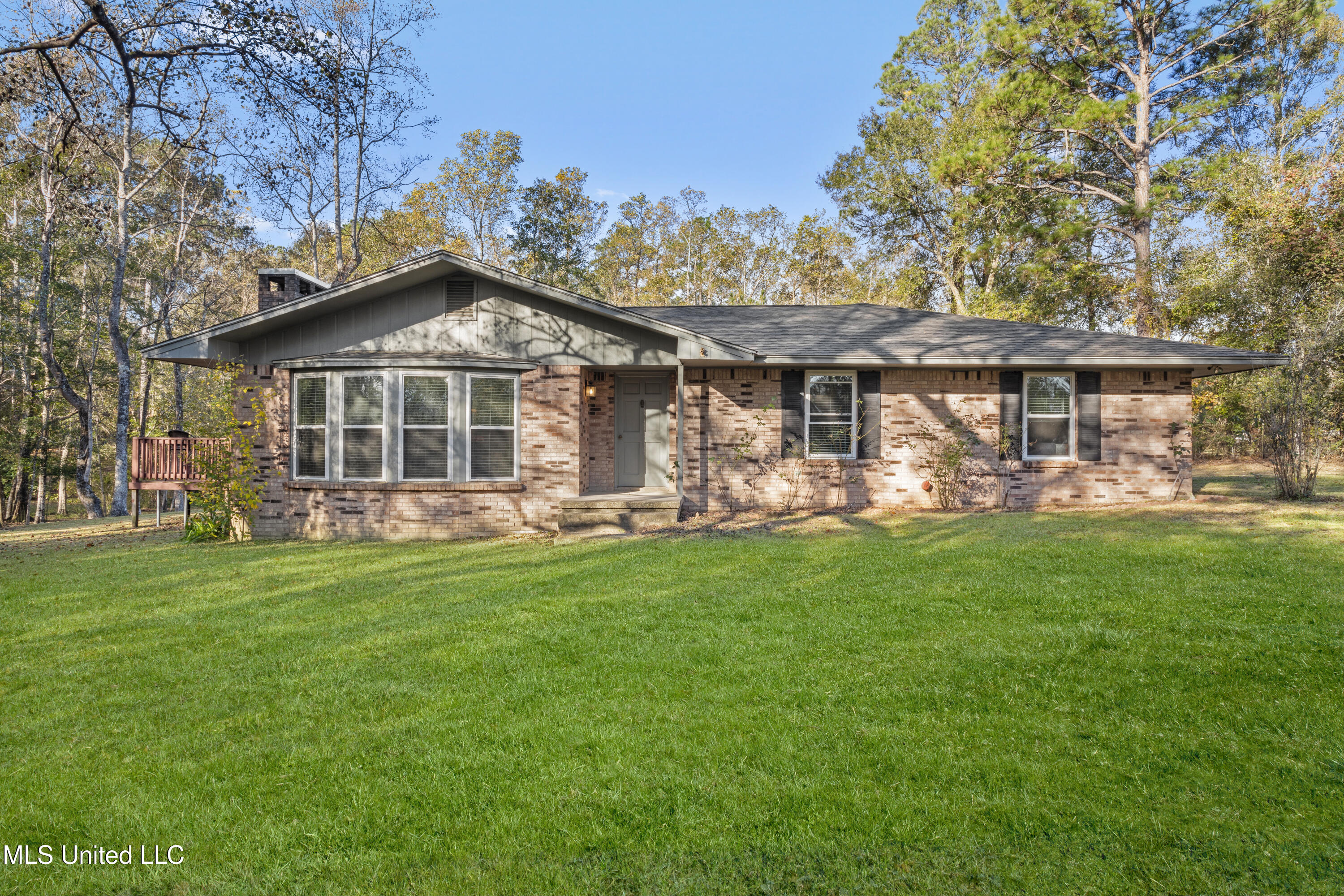 21129 Scarborough Road Saucier, MS 39574 - Photo 1 of 28 001 (19)