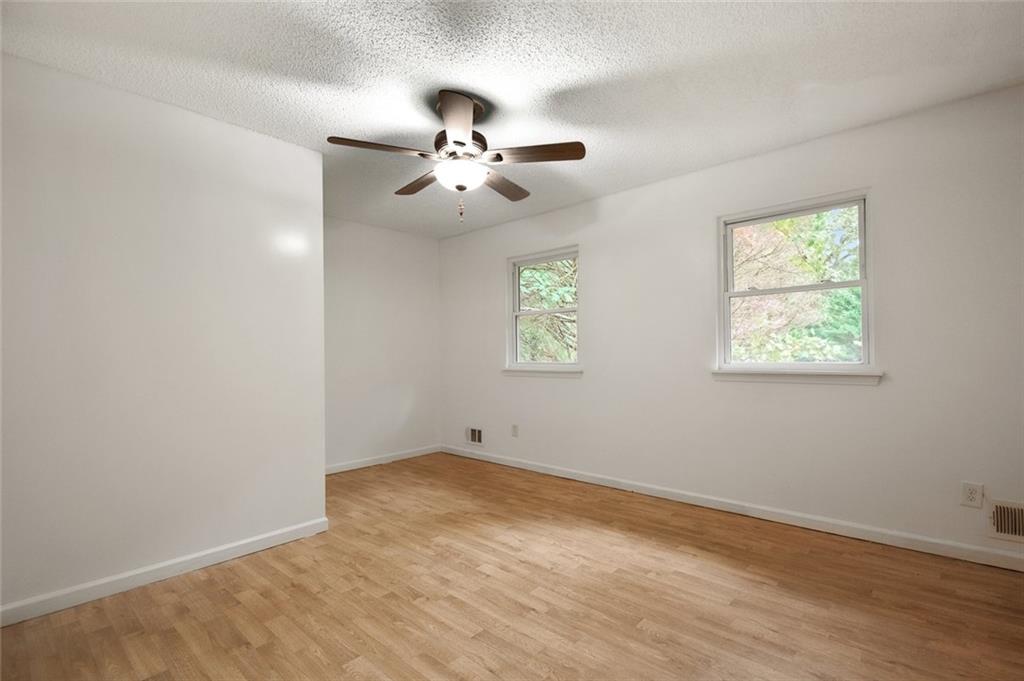 2865 Lanier Beach South Road Cumming, GA 30041 - Photo 13 of 34 Gallery Image 13