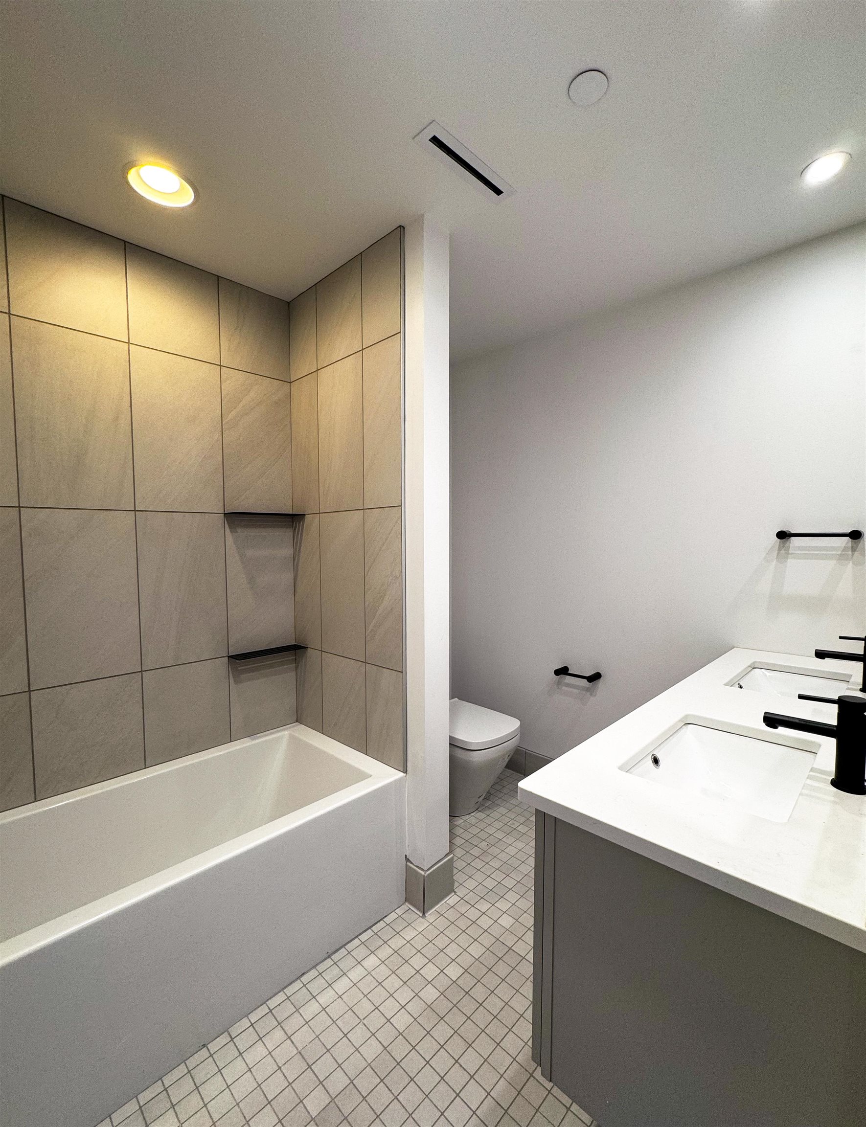 136 Main Street, Unit 303 McGregor, IA 52157 - Photo 3 of 41