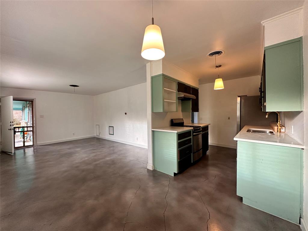 1504 Braes Ridge Drive, Unit B Austin, TX 78723 - Photo 3 of 7