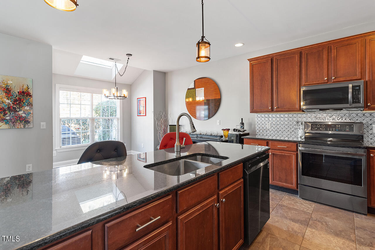 10145 Mizner Lane Raleigh, NC 27617 - Photo 17 of 61 Kitchen