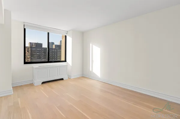 $6,000 | 145 West 67th Street, Unit 40J | Upper West Side
