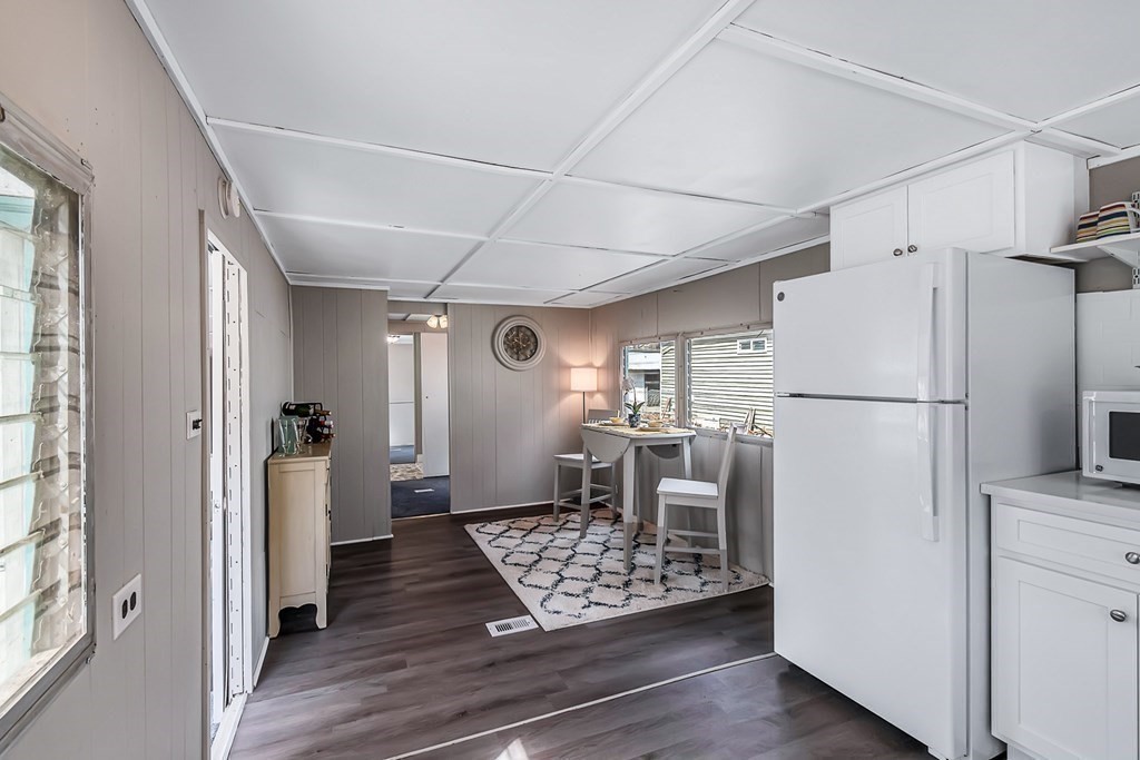 95 Better Way Springfield, MA 01119 - Photo 5 of 39 Gallery Image 5