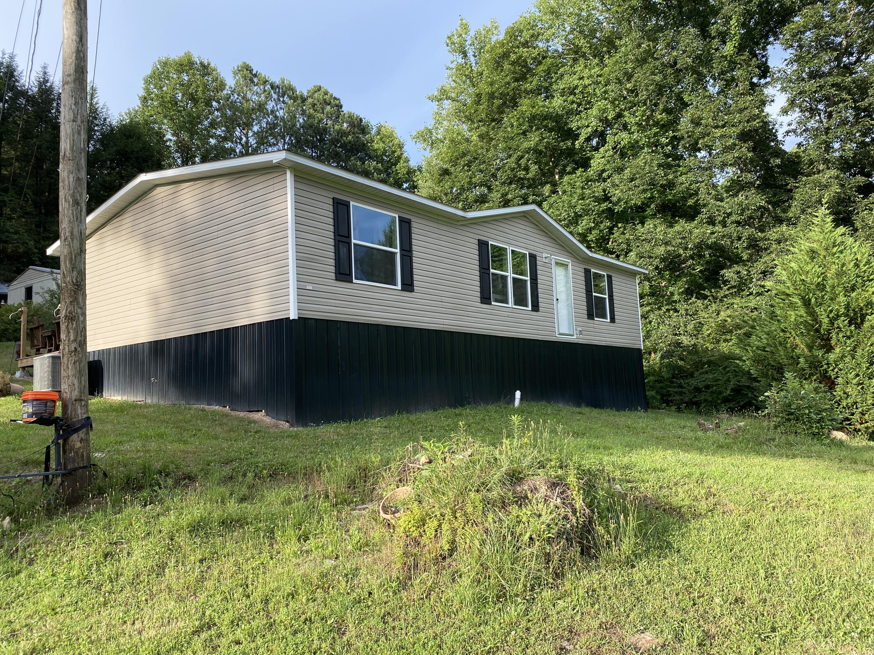11618 Alfred Cox Road Pound, VA 24279 - Photo 2 of 30 01046199-61A0-4772-A107-10394404EAAC