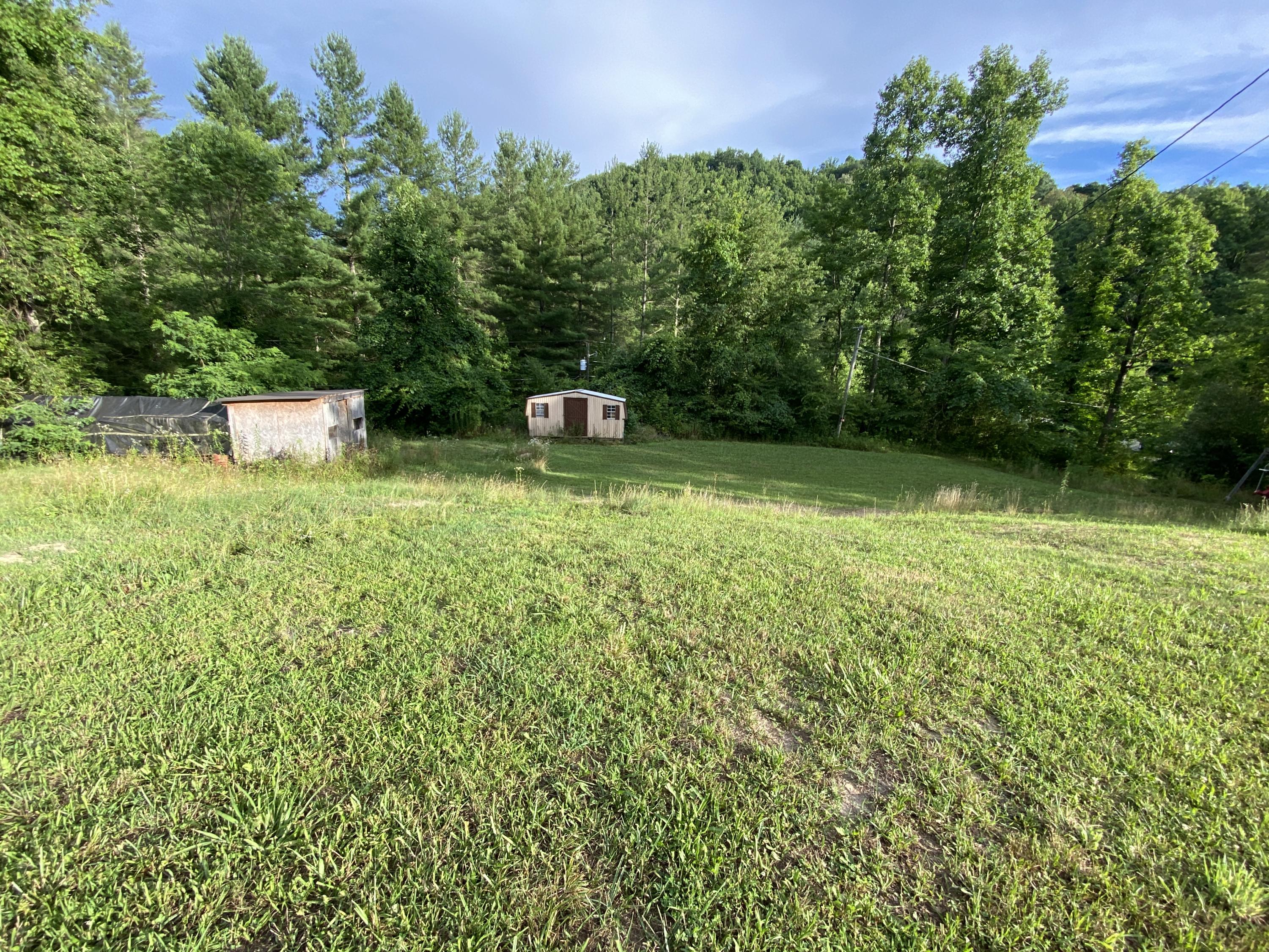 11618 Alfred Cox Road Pound, VA 24279 - Photo 27 of 30 2A05726B-74FA-449B-9034-7840BE8ED109