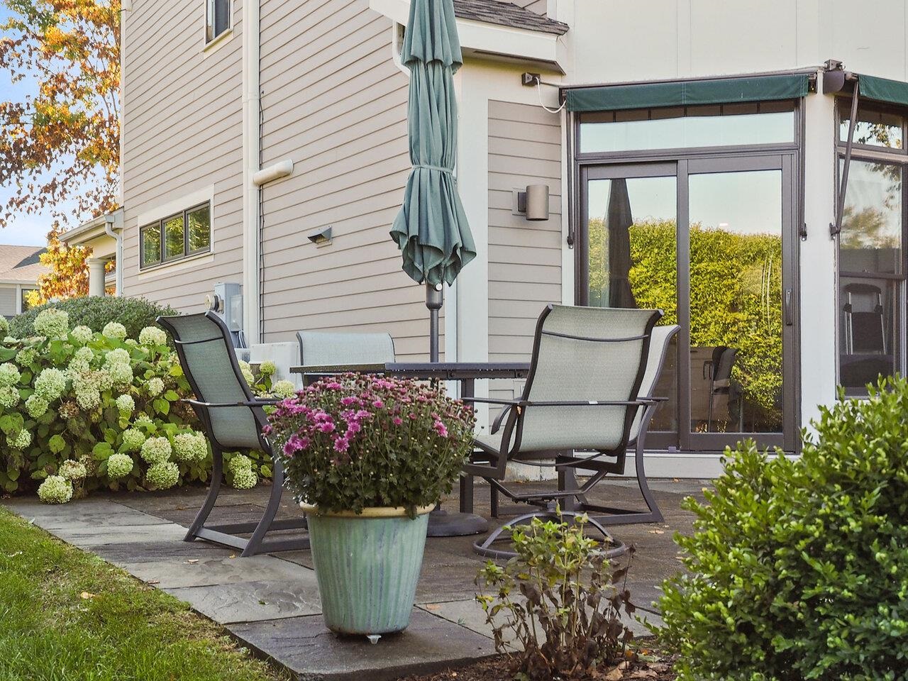 541 Golf Course Road South Burlington, VT 05403 - Photo 14 of 34