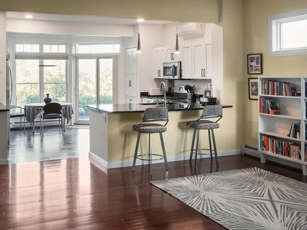 541 Golf Course Road South Burlington, VT 05403 - Photo 3 of 34