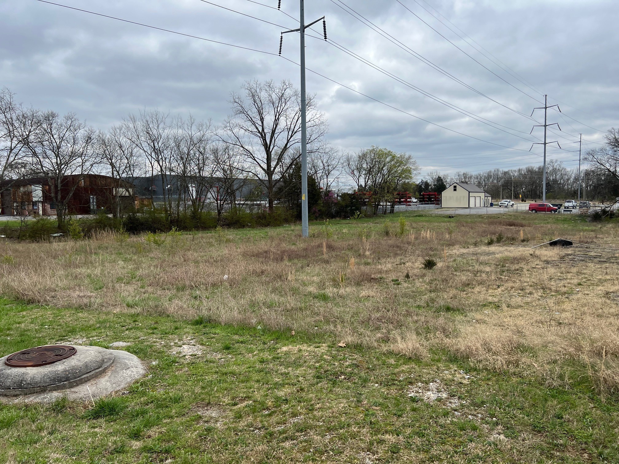 0 Garrett Road Shelbyville, TN 37160 - Photo 4 of 6 a view of a backyard
