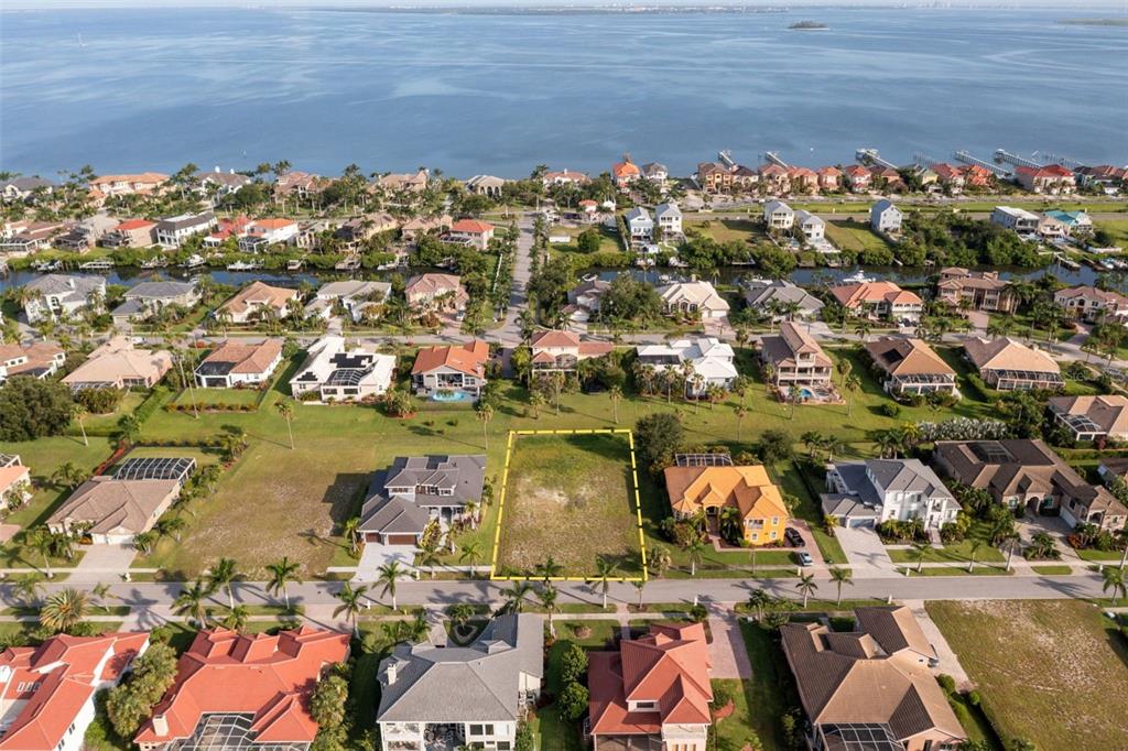 6436 Rubia Circle Apollo Beach, FL 33572 - Photo 2 of 16