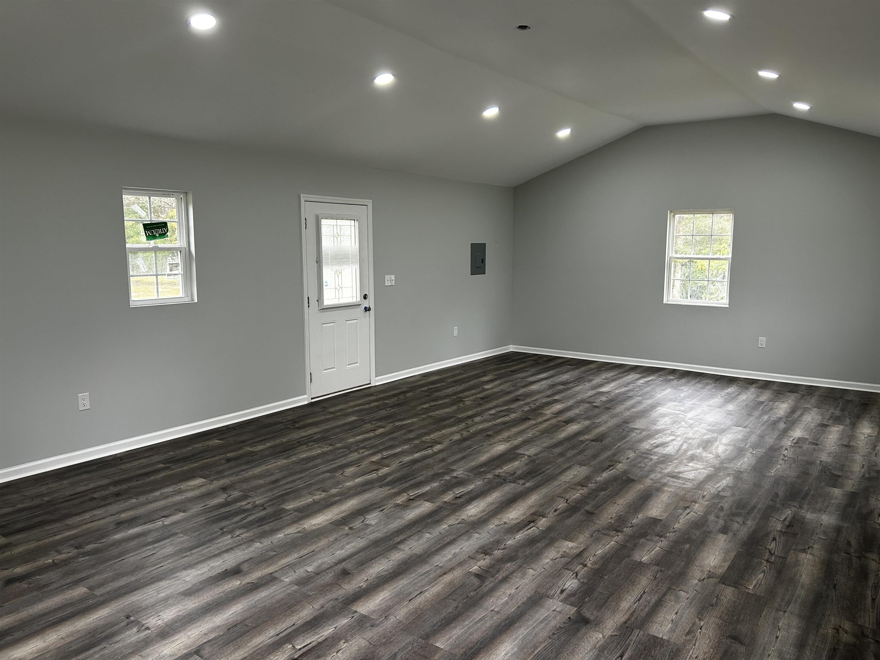 255 Ole Maple Street Loris, SC 29569 - Photo 8 of 25