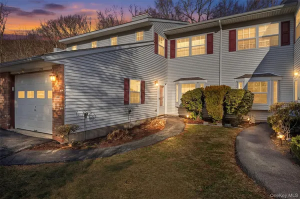 $395,000 | 223 Eagleton Drive, Monroe, NY 10950