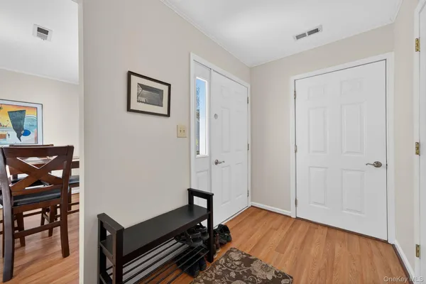$395,000 | 223 Eagleton Drive, Monroe, NY 10950