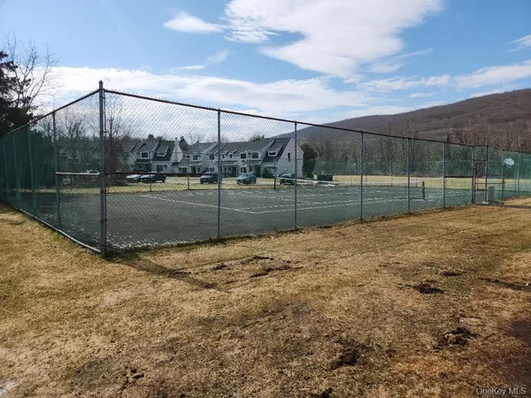 $395,000 | 223 Eagleton Drive, Monroe, NY 10950