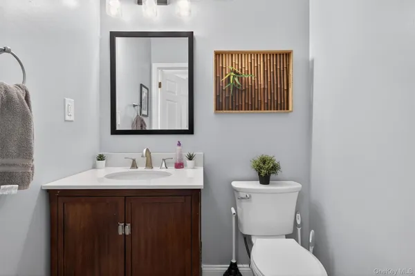 $395,000 | 223 Eagleton Drive, Monroe, NY 10950