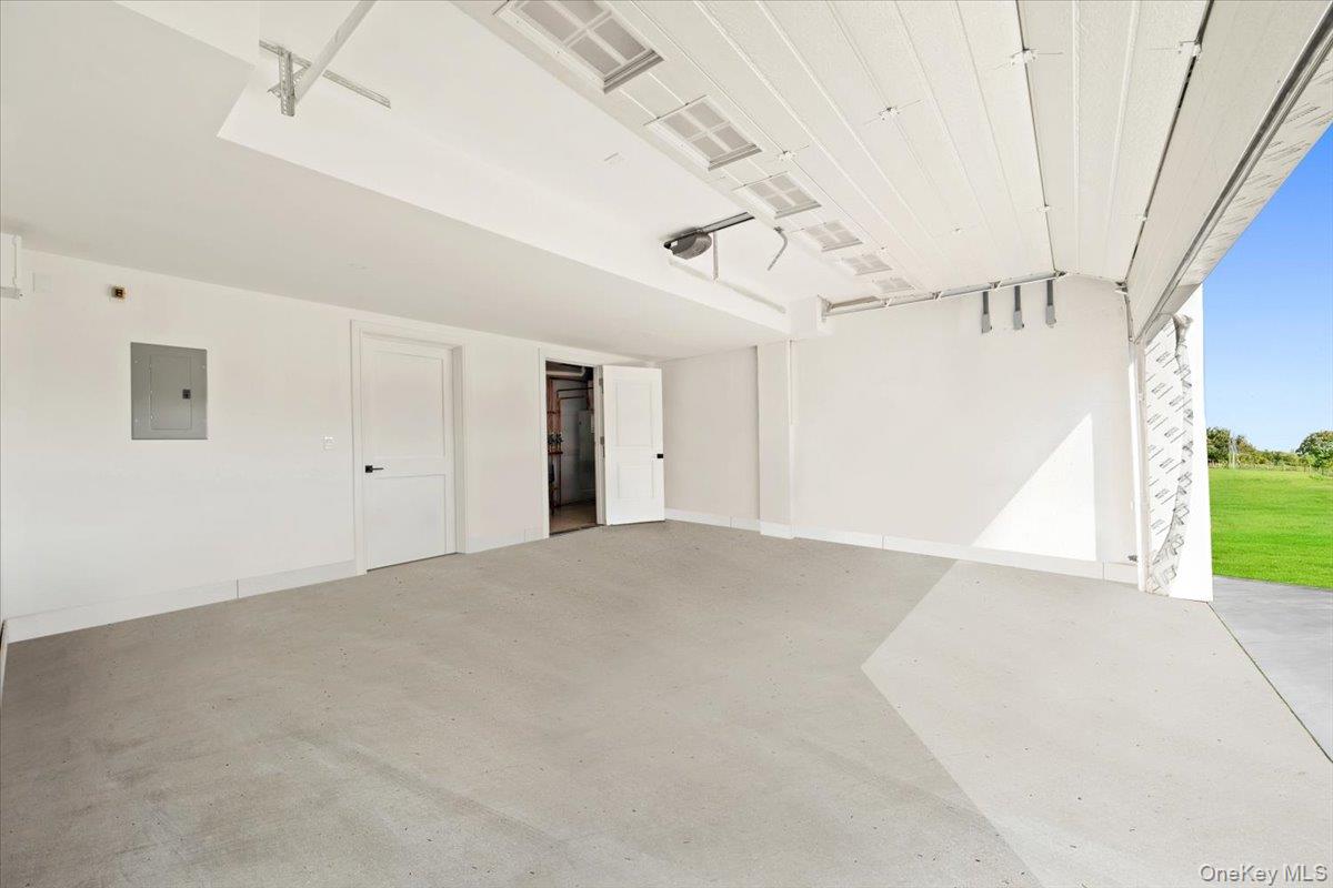 395 5th Avenue New Rochelle, NY 10801 - Photo 23 of 26 a view of an empty room with a window